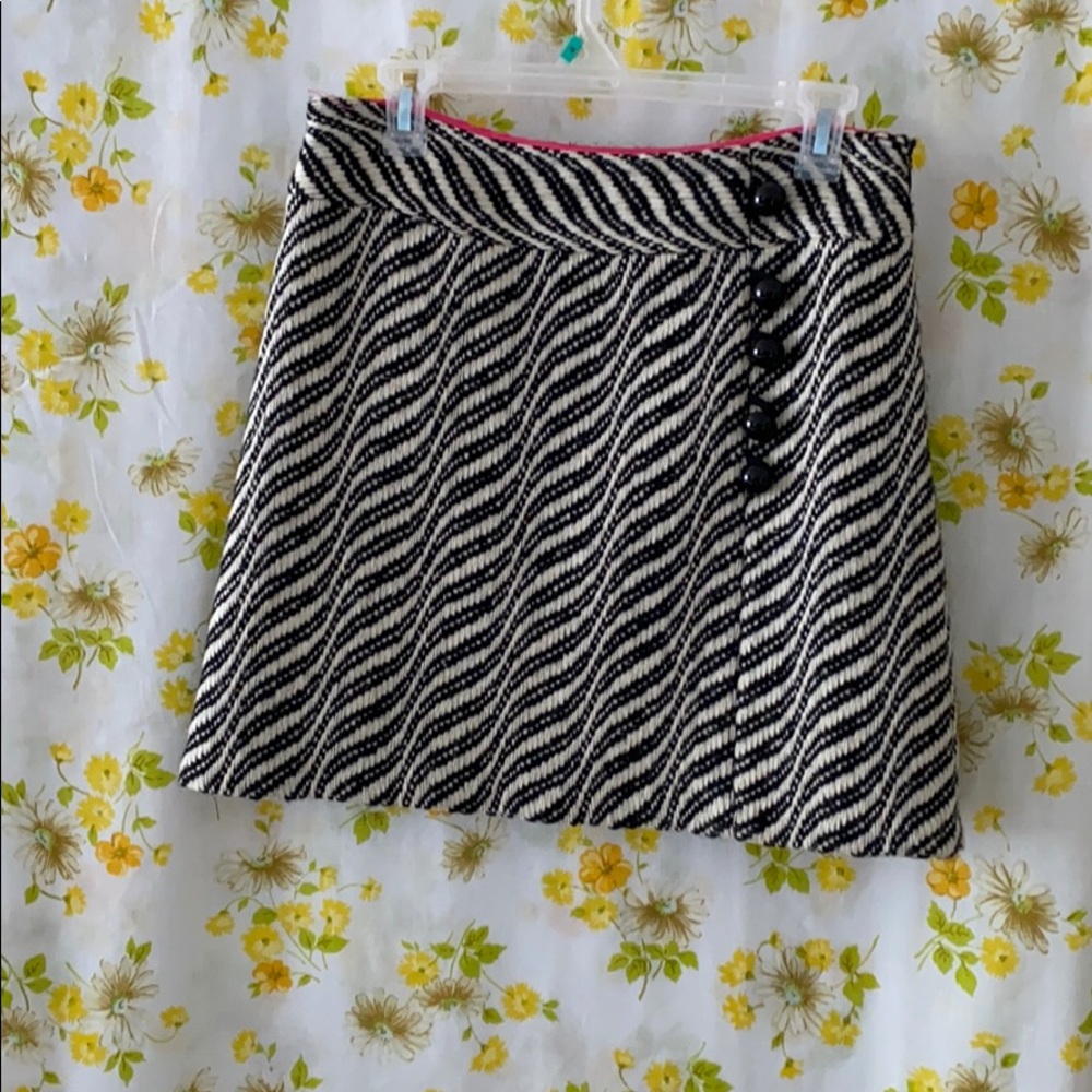Zebra print buttoned mini skirt